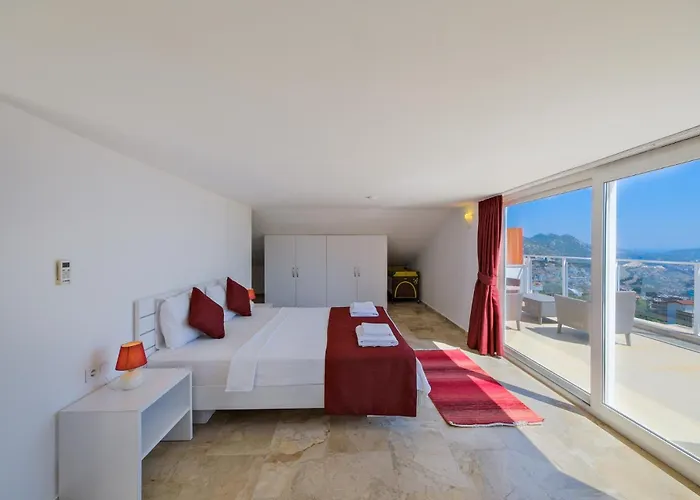 Villa Lumiere 3 *